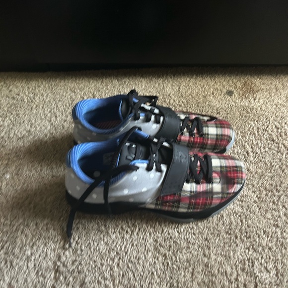 RARE KD 7 CHRISTMAS SHOE - Picture 5 of 5